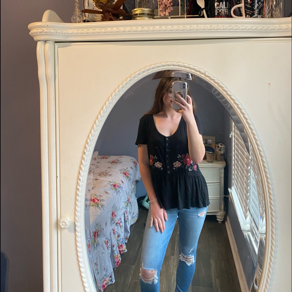 American Eagle shirt